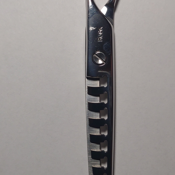 Rusk Alpha Blade Rotating Thumb Shear - 8 Tooth - Picture 2 of 5